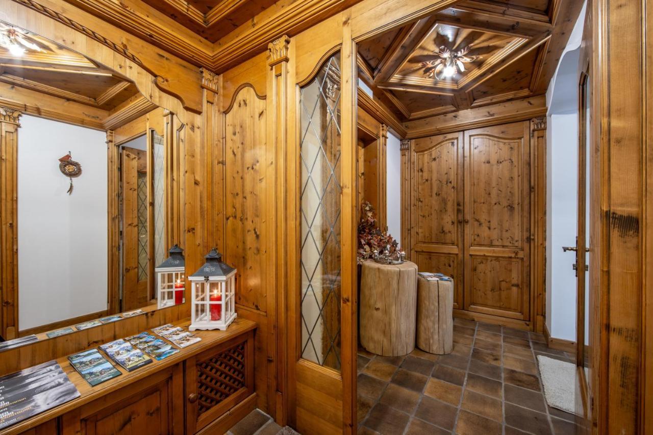 Chalet Mountain Plaza - Apt Greenvalley Pinzolo Exterior photo