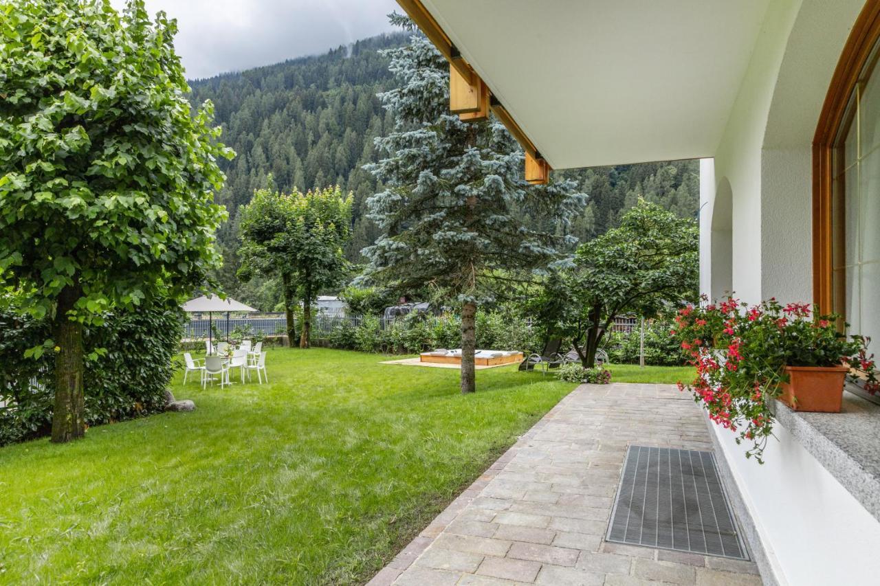 Chalet Mountain Plaza - Apt Greenvalley Pinzolo Exterior photo